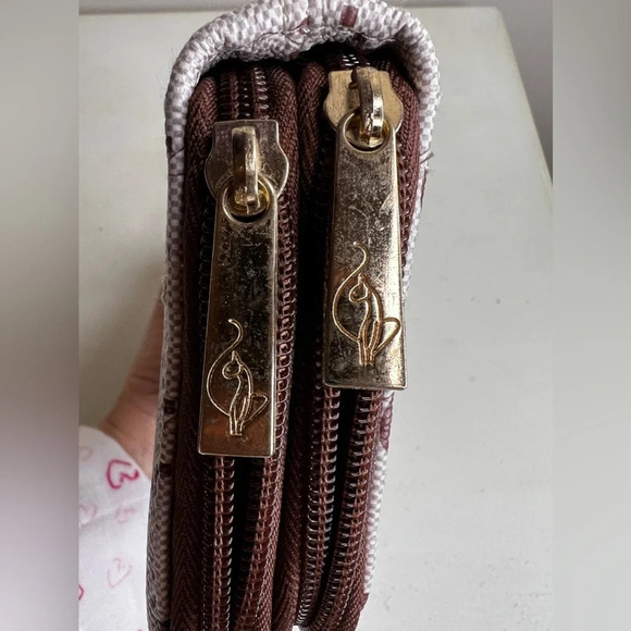 Baby Phat Y2K Tan Monogram Cat Logo Wallet Wristlet Gold Accent NEW - Picture 3 of 5